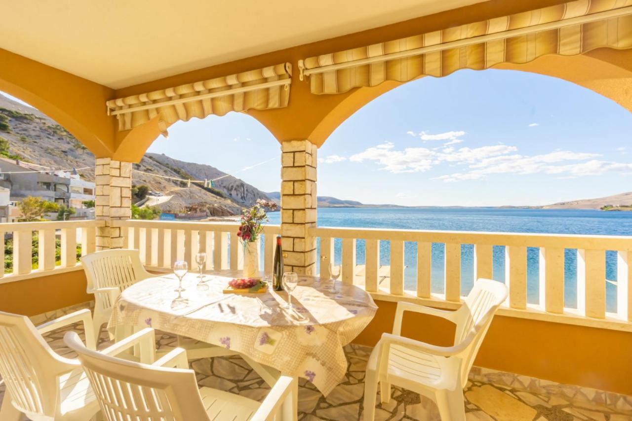 Kustic At The Beach Metajna Exterior photo
